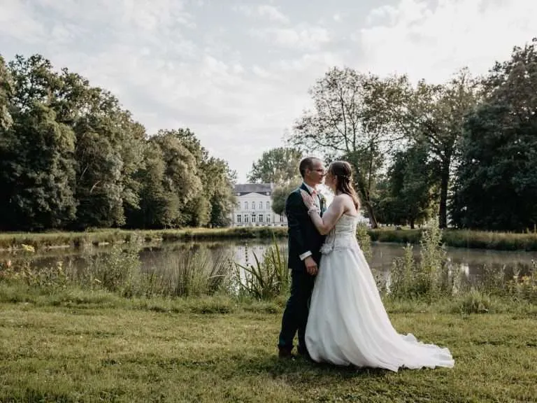 wonderful wedding at the domaine du beron close to Lille
