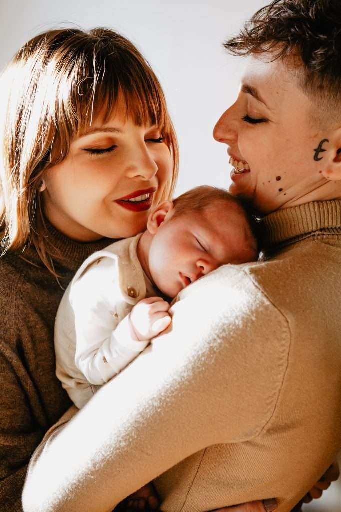 Photo de bébé naturel à domicile à Lille – moments tendres