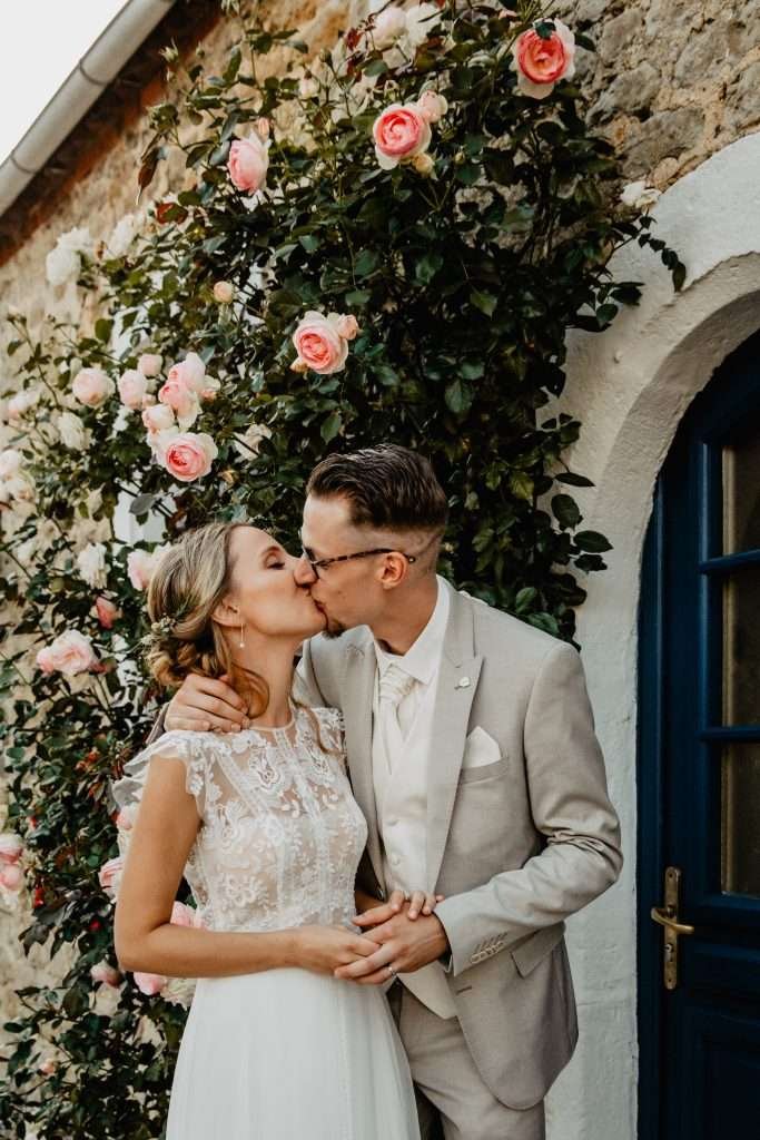 photos de mariée au couché de soleil à la maloterie