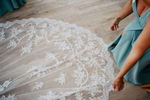 photo des préparatifs de la mariée dans une maison familiale dans l'Avesnois