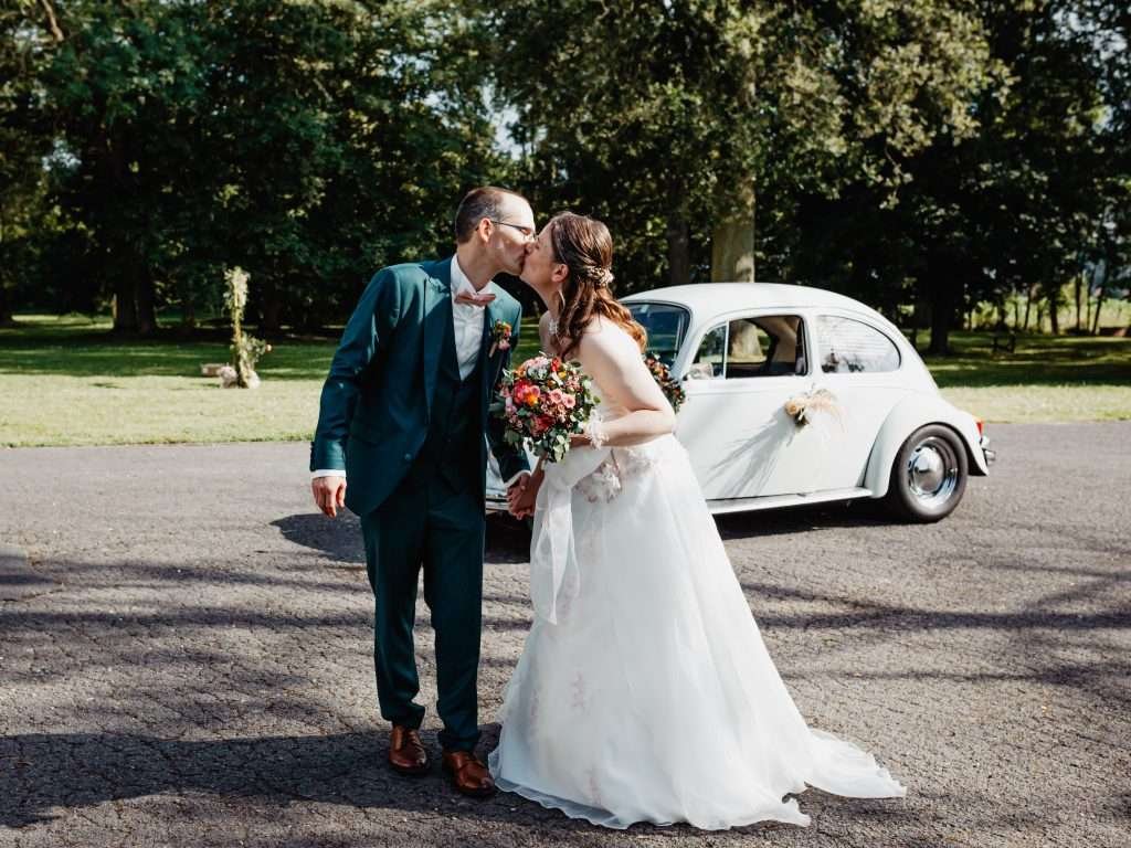 photo de mariage lille avec voiture vintage