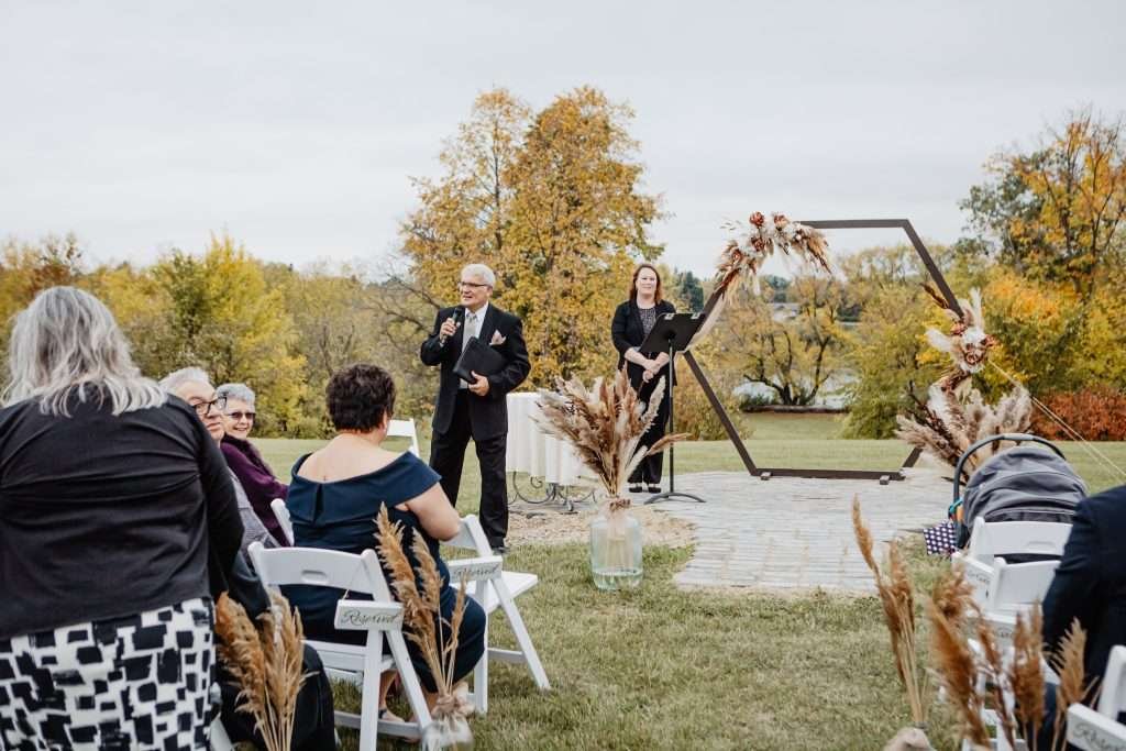 outdoor ceremony winnipeg wedding autumn