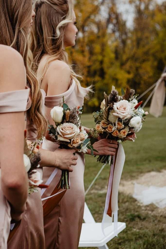 outdoor ceremony winnipeg wedding autumn