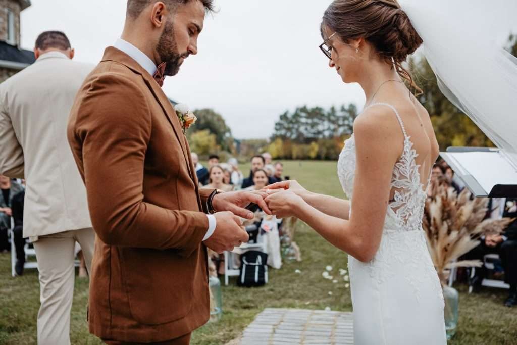 outdoor ceremony winnipeg wedding autumn