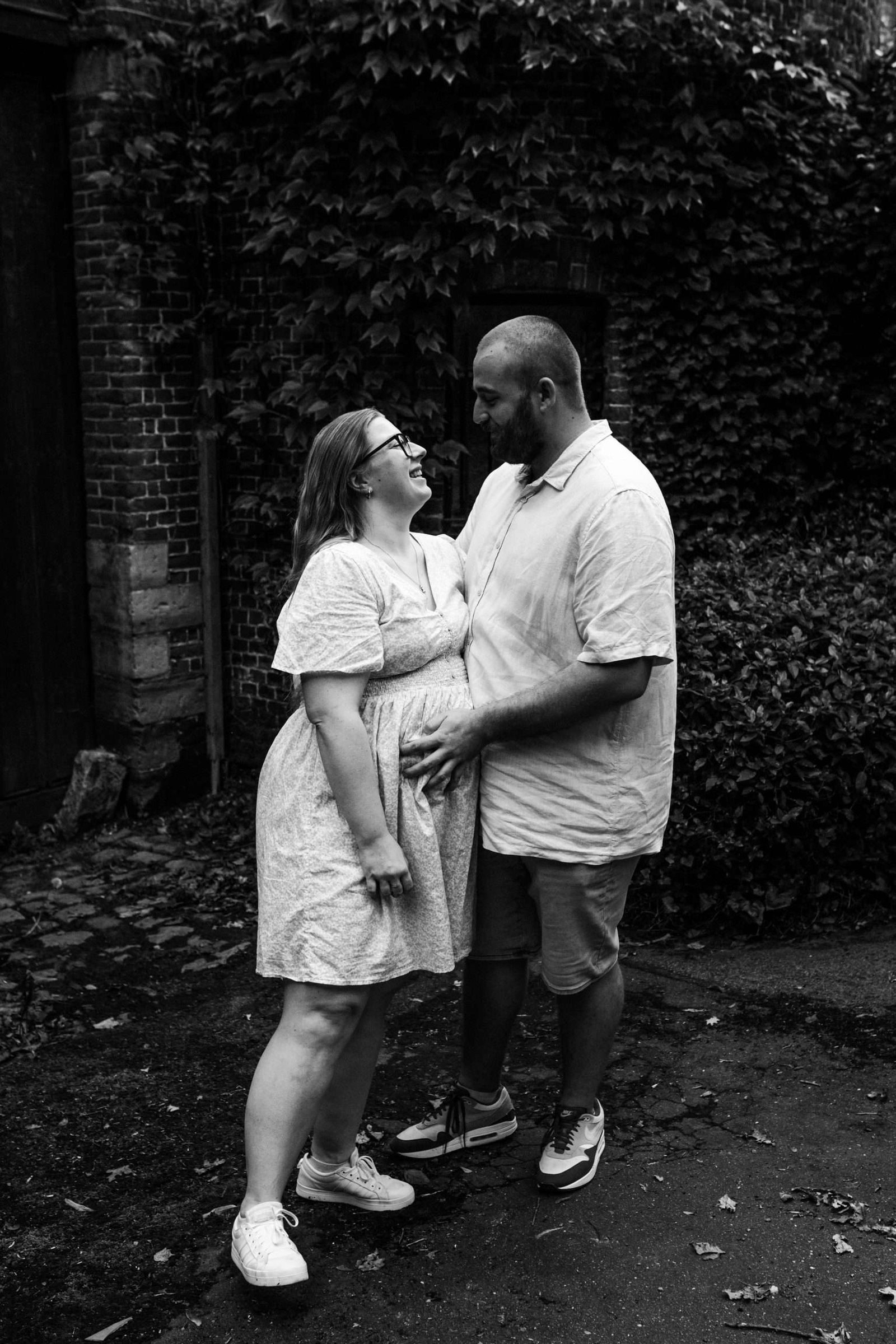 séance photo grossese à croix couple trop mignon